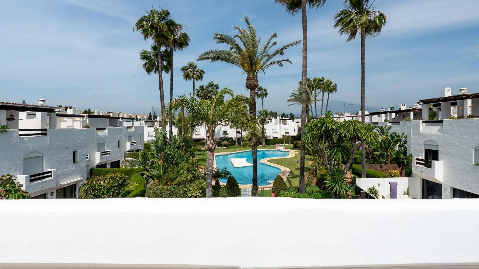 Casa de Férias Guadalvillas - Guadalmina Townhouse Marbella
