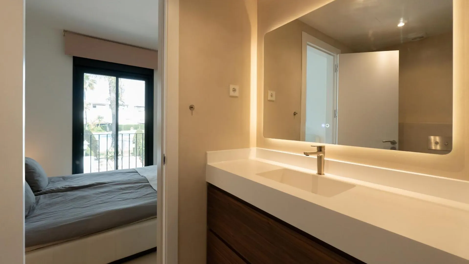 Casa de Férias Guadalvillas - Guadalmina Townhouse Marbella